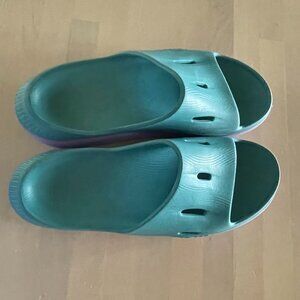 Ora Recovery Slide 3 Size 7Y